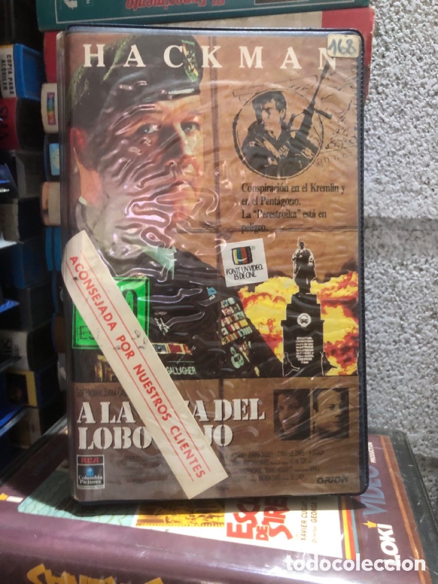 Cine: VHS V&Iacute;DEO CLUB A LA CAZA DEL LOBO ROJO