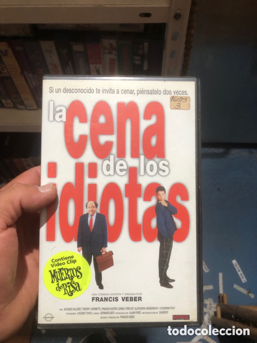 Cine: VHS V&Iacute;DEO CLUB LA CENA DE LOS IDIOTAS