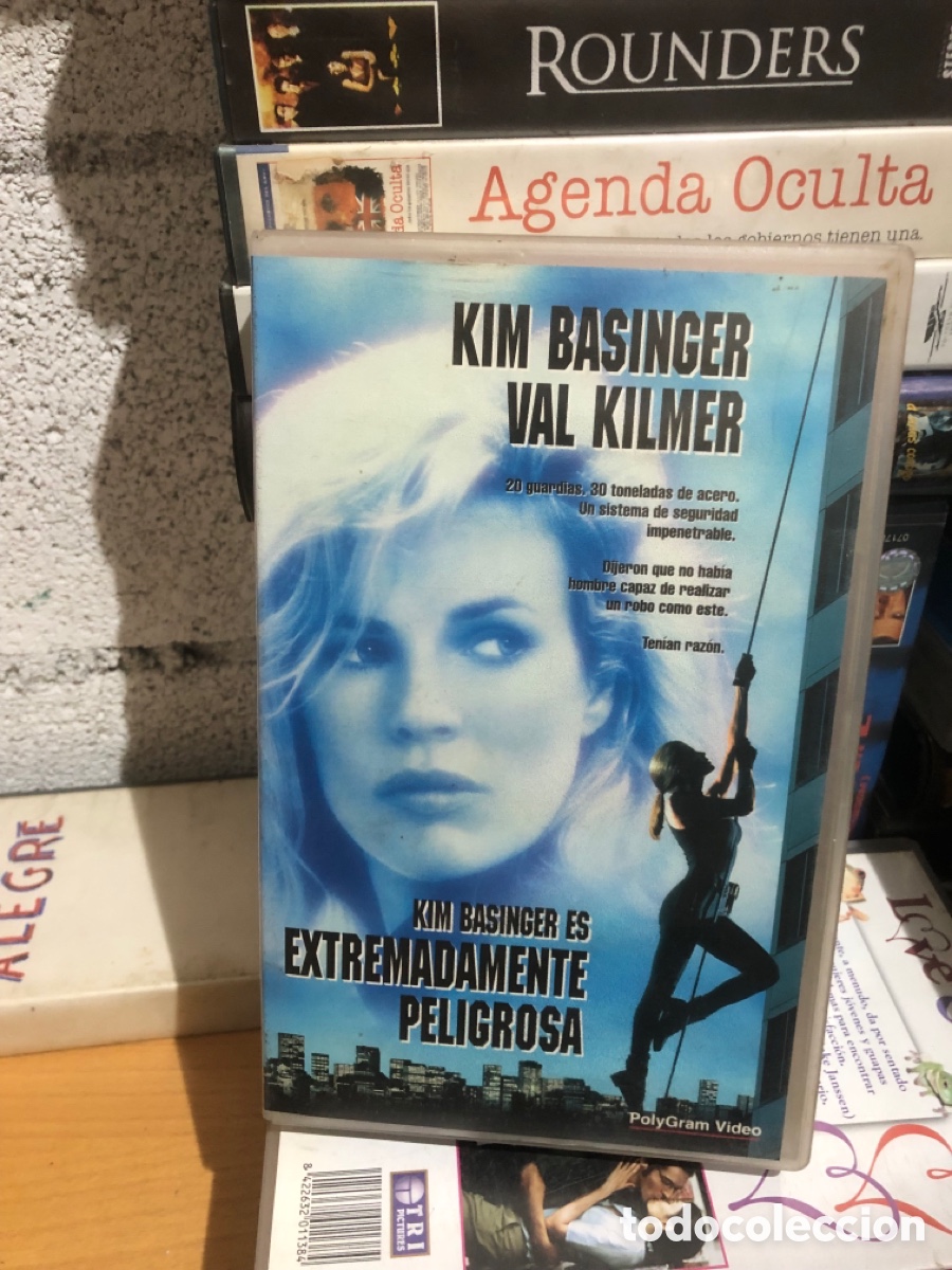 Cine: VHS V&Iacute;DEO CLUB EXTREMADAMENTE PELIGROSA