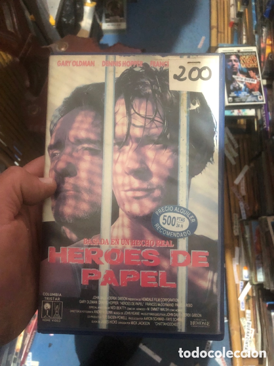 Cine: VHS V&Iacute;DEO CLUB H&Eacute;ROES DE PAPEL