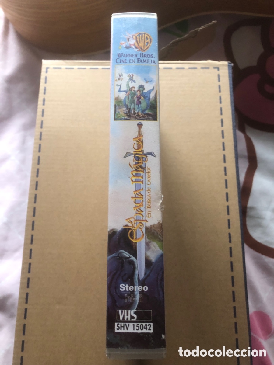Cine: VHS LA ESPADA M&Aacute;GICA - Foto 3
