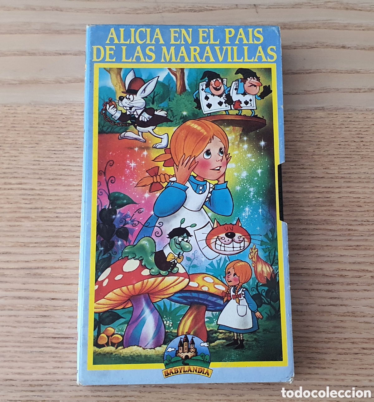 Cine: Alicia en el pa&iacute;s de las maravillas VHS