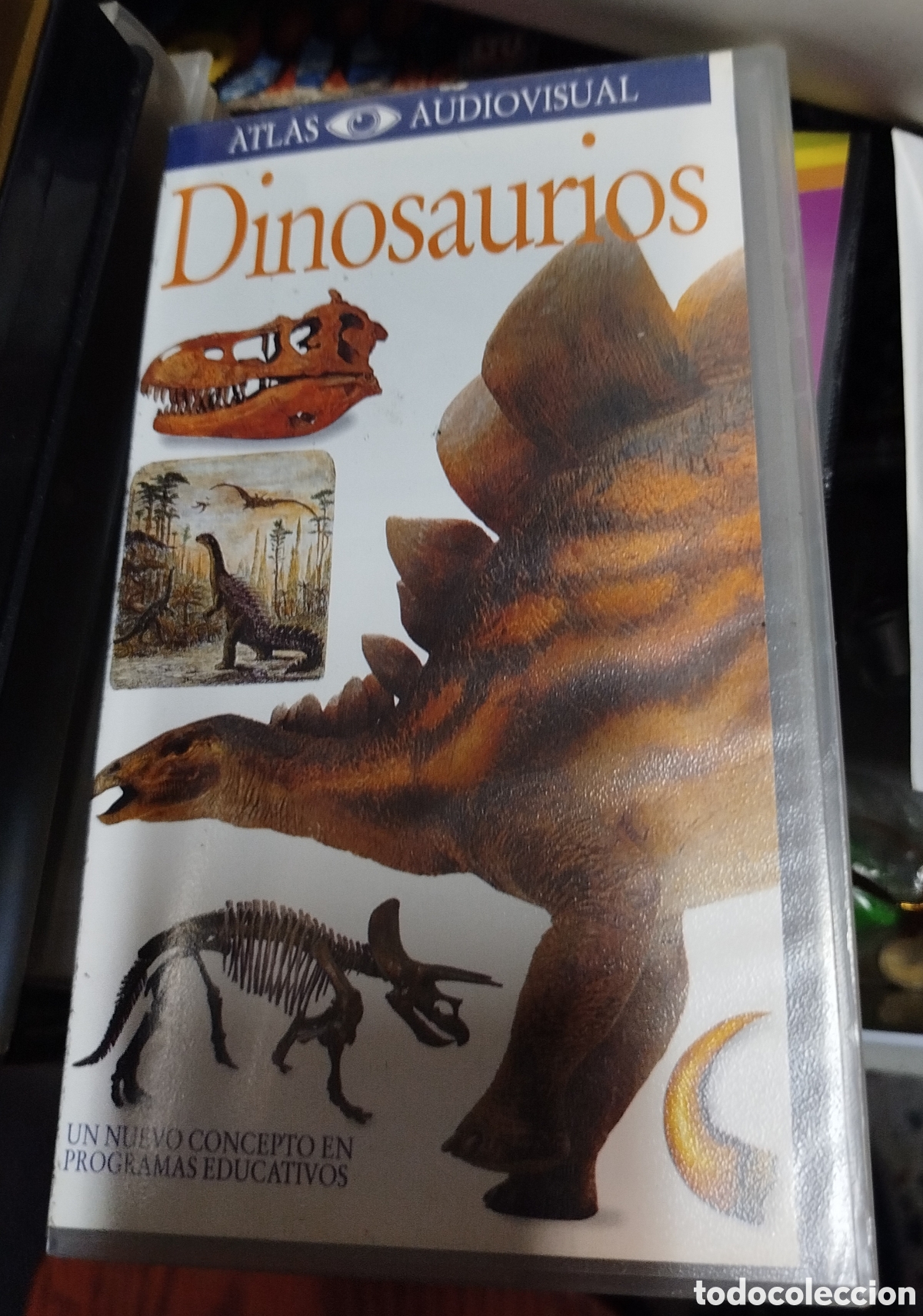 Cine: Dinosaurios. Atlas audiovisual. VHS