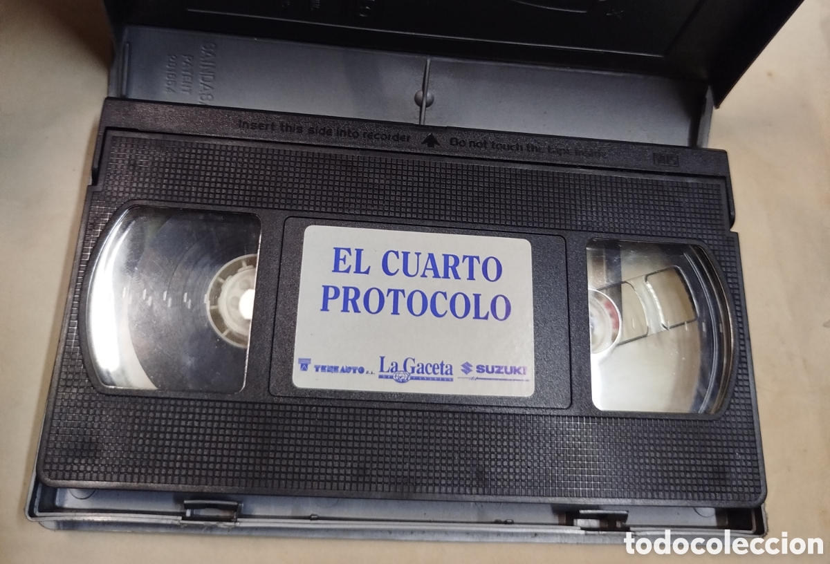 Cine: El cuarto protocolo..SOLO PELICULA. VHS