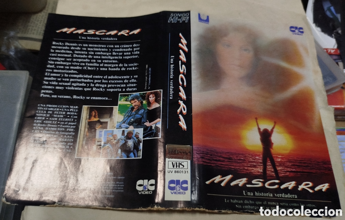 Cine: Mascara. Cher. SOLO CAR&Aacute;TULA. VHS