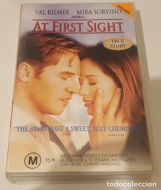Cinema: PEL&Iacute;CULA VHS &rdquo;A PRIMERA VISTA&rdquo; (AT FIRST SIGHT) - A&Ntilde;O 1999