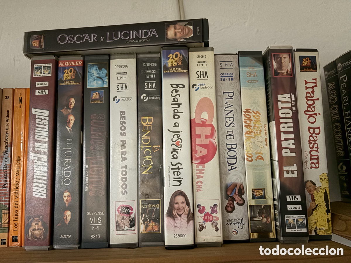 Cine: Colecci&oacute;n de 12 pel&iacute;culas en formato VHS de la distribuidora FOX.