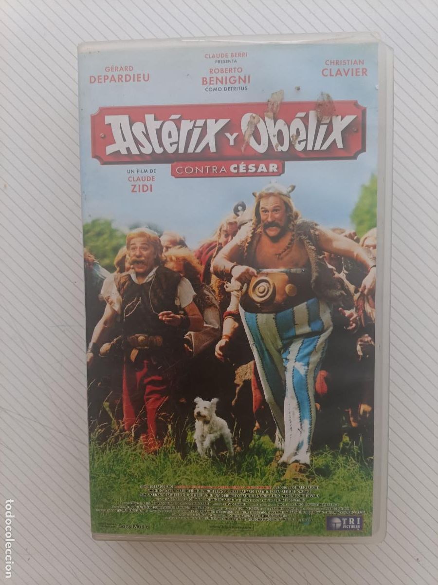 Cine: VHS ASTERIX Y OBELIX CONTRA CESAR - GERARD DEPARDIEU