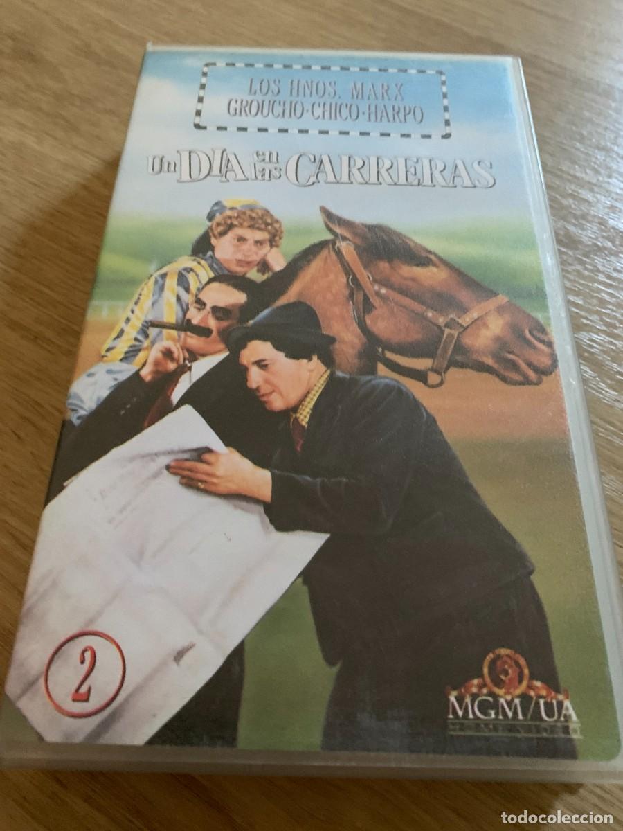 Cine: VHS. UN DIA EN LAS CARRERAS. BUENA CONSERVACION. PEDIDO MINIMO 10 EUROS.