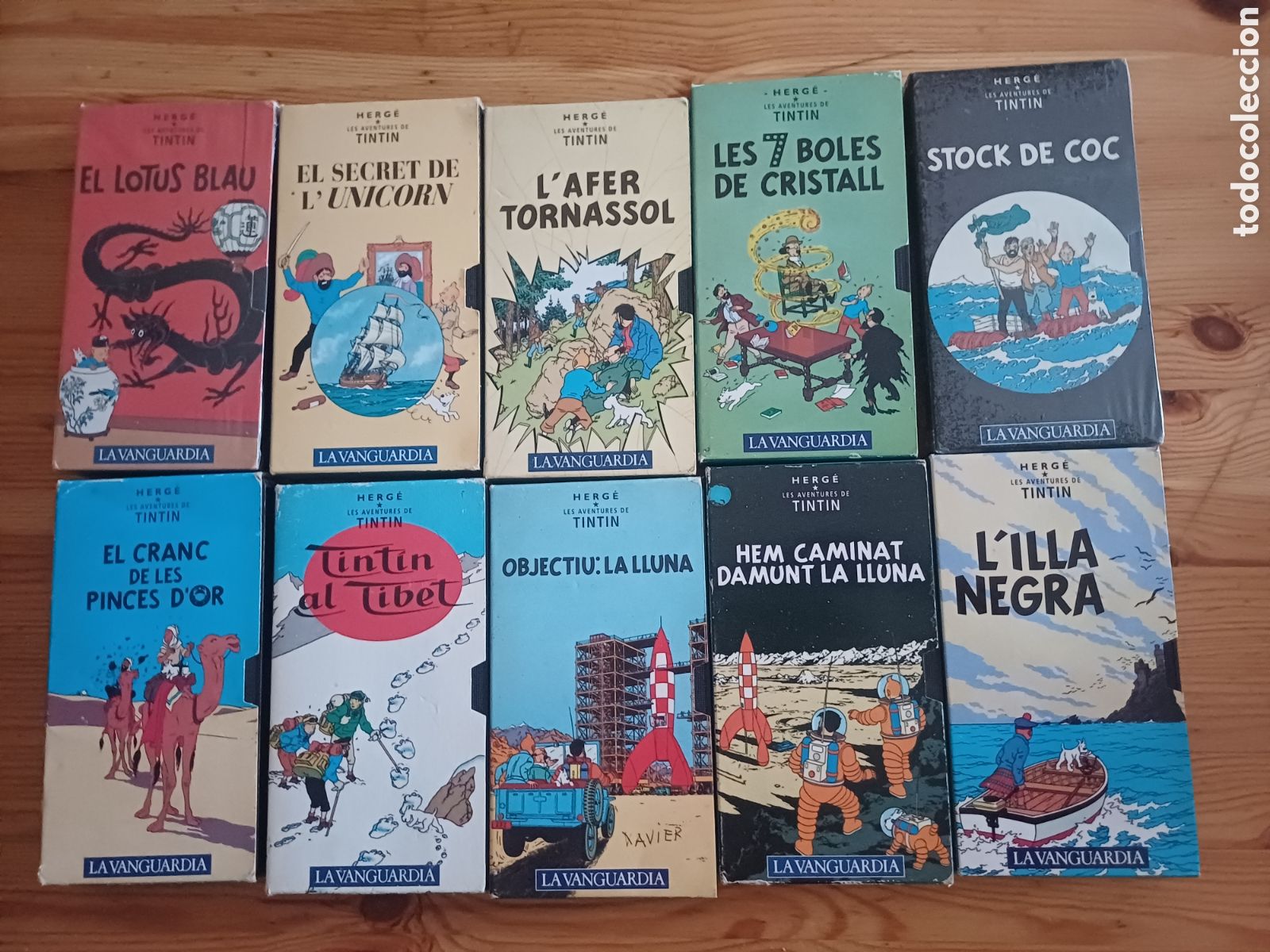 Cine: 10 VHS Tintin Herg&eacute; En catal&agrave; Stock de Coc El lotus blau L'illa negra Al Tibet La lluna Les 7 boles