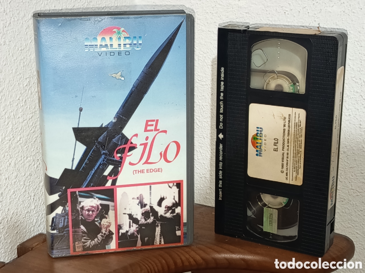 Cine: El filo the Edge. Malib&uacute; v&iacute;deo. Pel&iacute;cula VHS