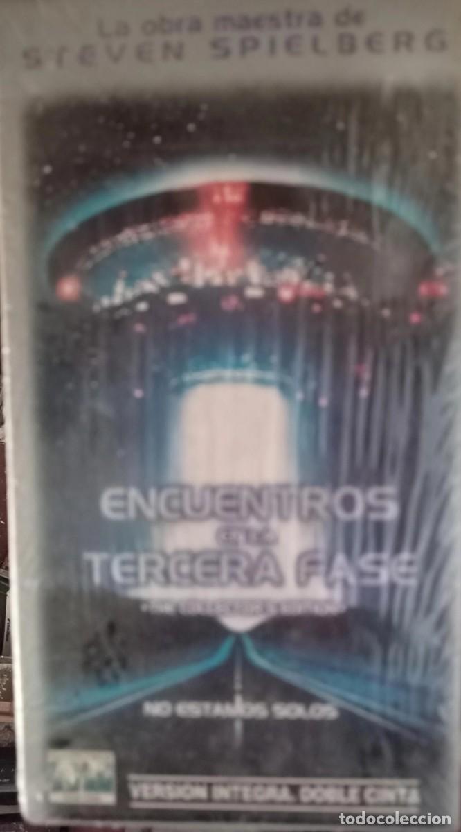 Cine: VHS: Encuentros en la Tercera Fase