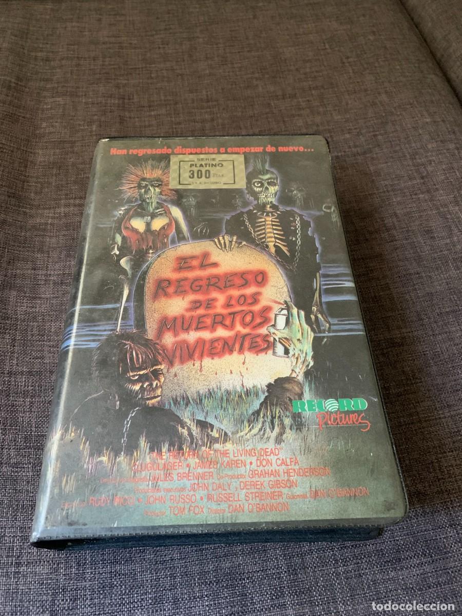 Cinema: VHS. EL REGRESO DE LOS MUERTOS VIVIENTES. ESTUCHE GRANDE