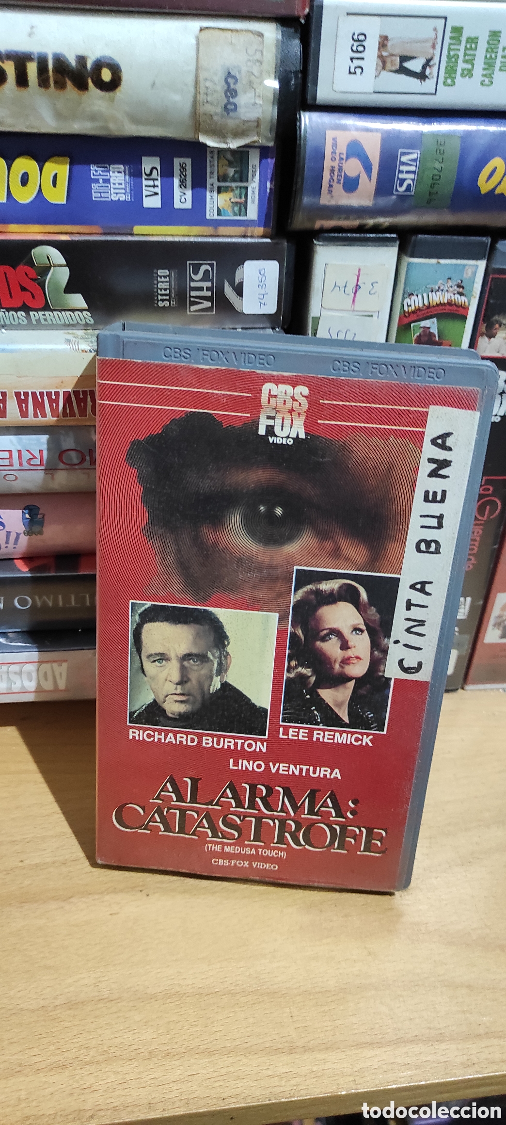 Cinema: VHS VIDEO CLUB ALARMA CAT&Aacute;STROFE