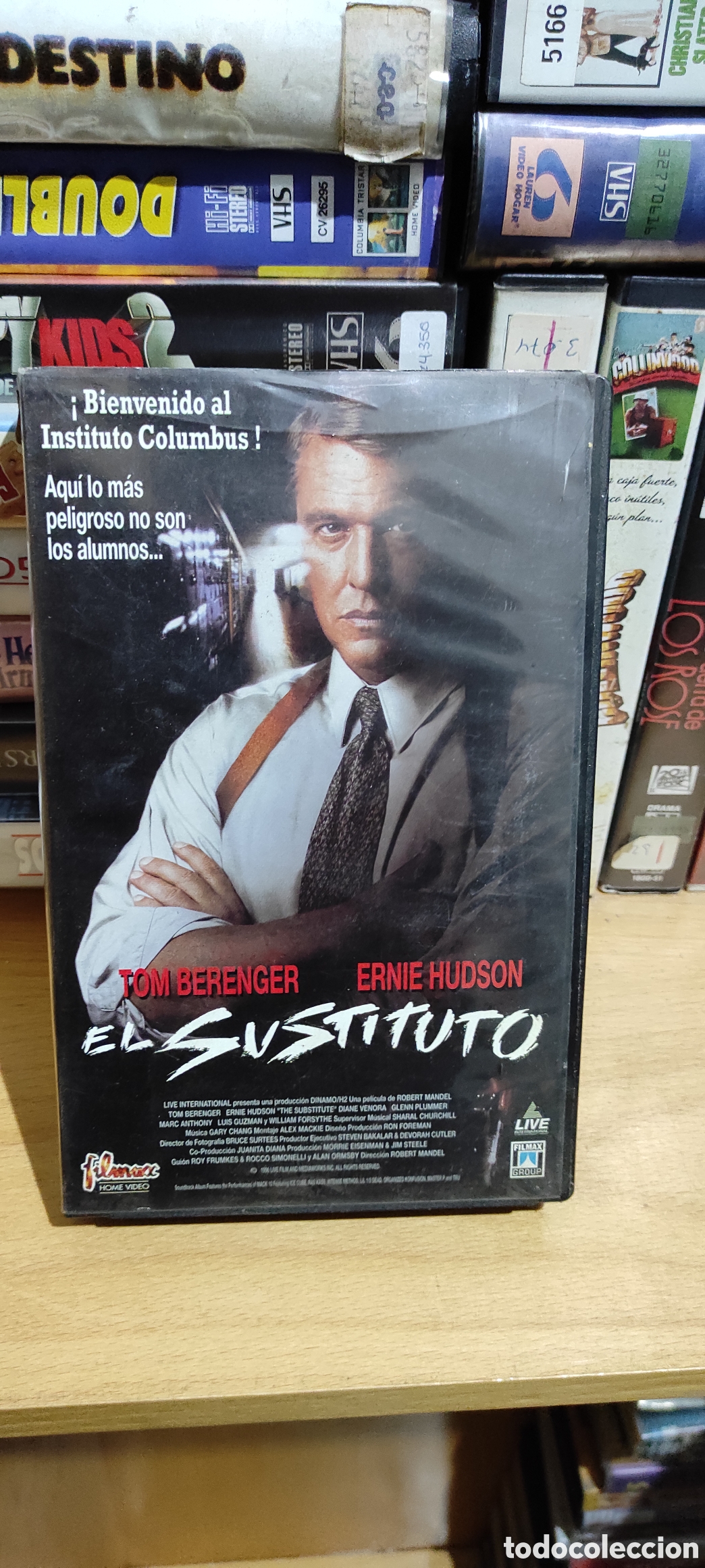 Cinema: VHS VIDEO CLUB EL SUSTITUTO