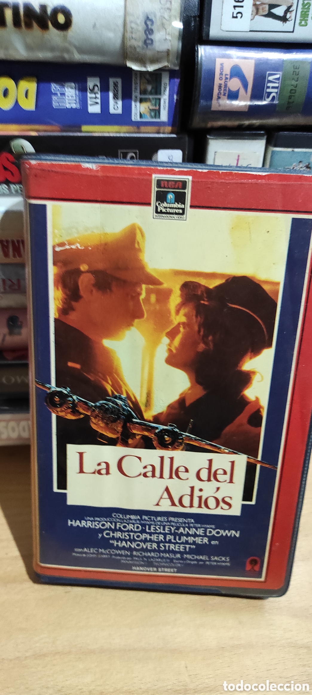 Cinema: VHS VIDEO CLUB LA CALLE DEL ADI&Oacute;S