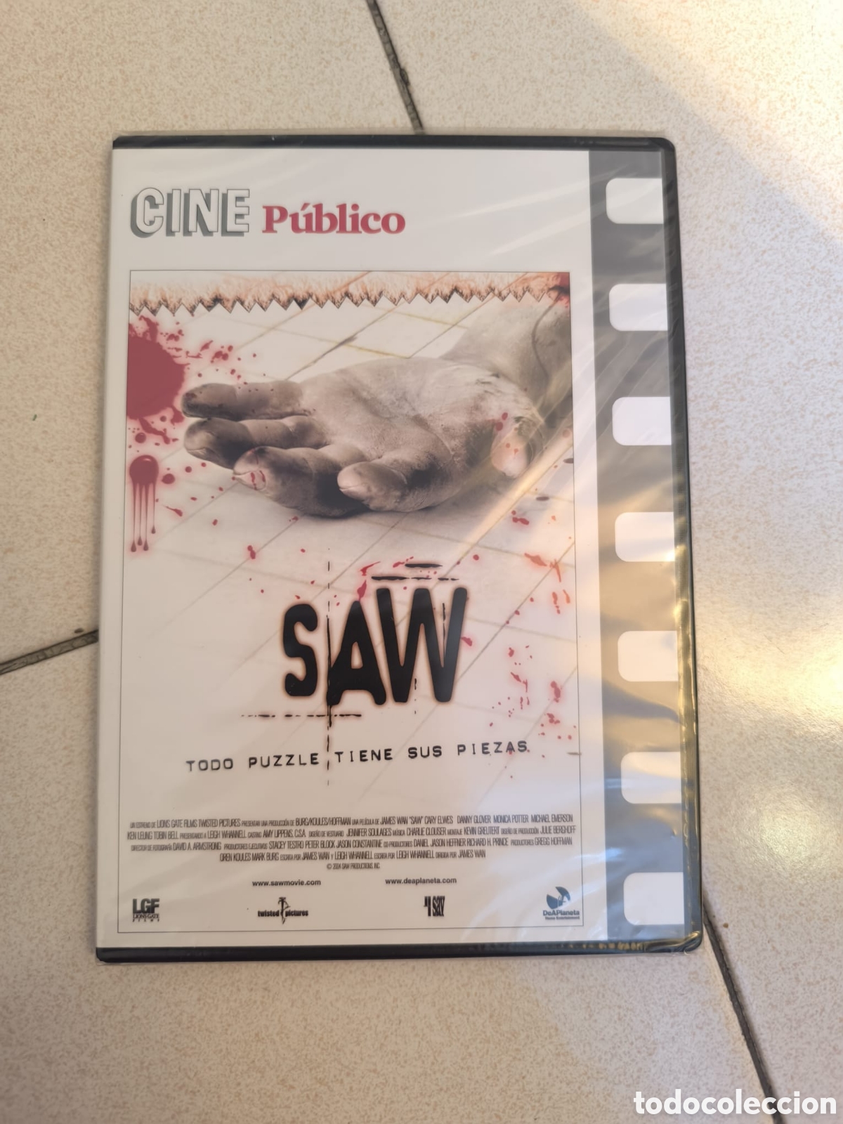 Cin&eacute;ma: Pel&iacute;cula VHS Saw (Espa&ntilde;ol)