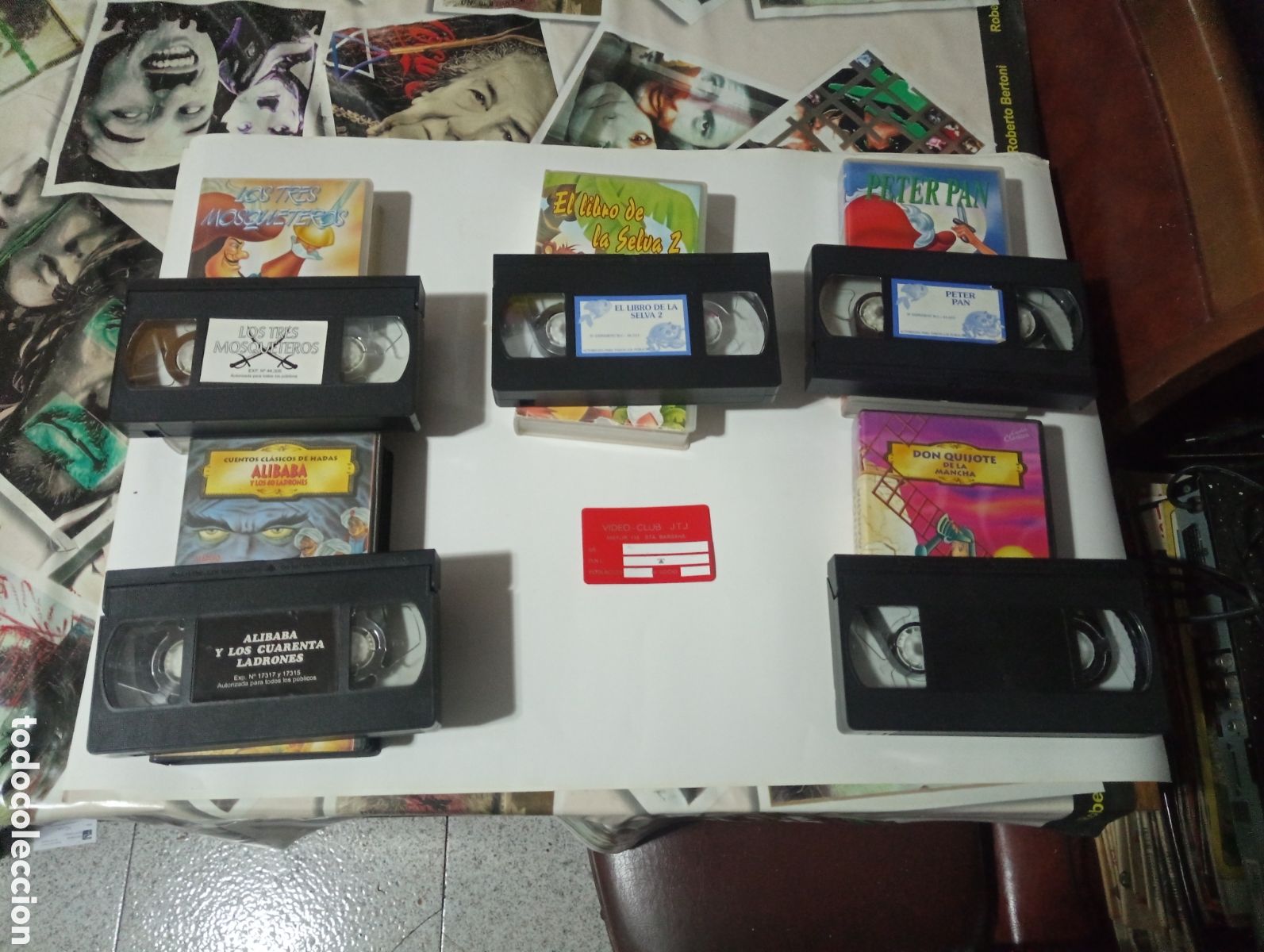 Cine: VHS 5 pel&iacute;culas de dibujos