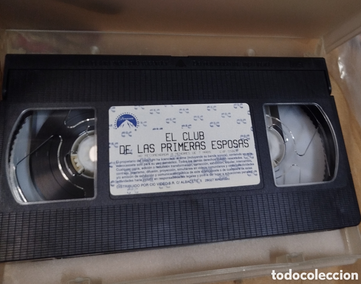 Cine: El club de las primeras esposas. SOLO PELICULA. VHS