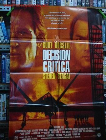 Cine: DECISICION CRITICA - Foto 1