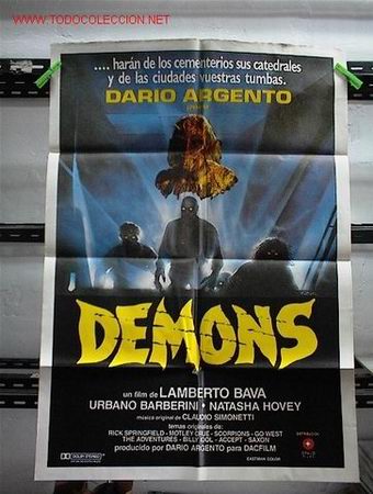 Cine: C165 DEMONS - Foto 1
