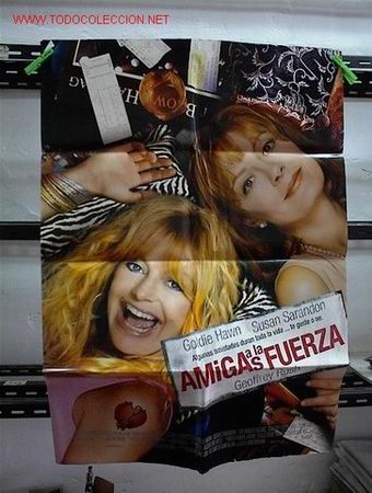 Cine: AMIGAS A LA FUERZA - Foto 1