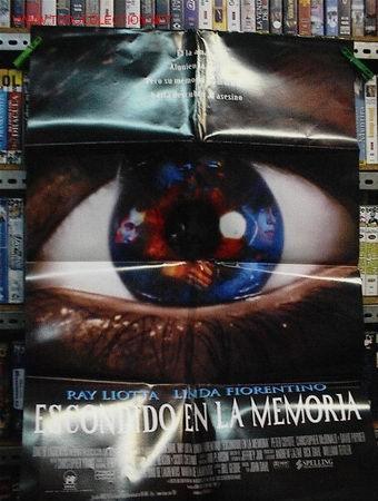 Cine: ESCONDIDO EN LA MEMORIA - Foto 1