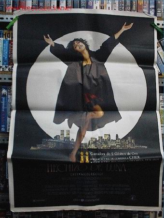 Cine: HECHIZO DE LUNA - Foto 1