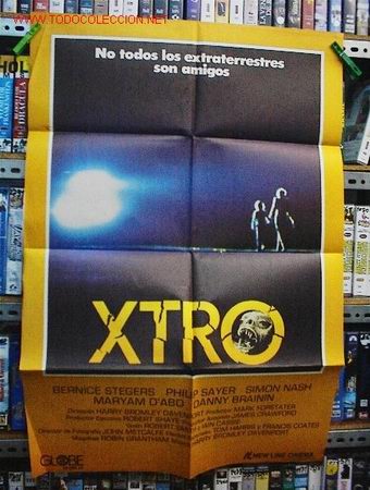 Cine: XTRO - Foto 1