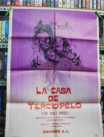 Cine: LA CASA DE TERCIOPELO - Foto 1