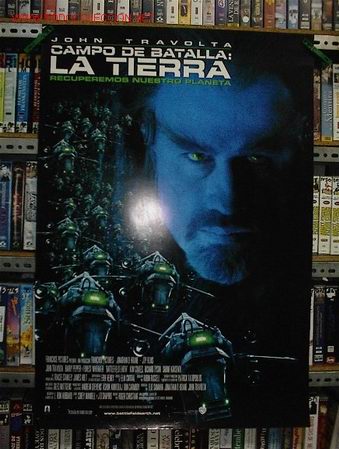 Cine: CAMPO DE BATALLA LA TIERRA - Foto 1