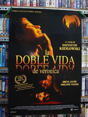 Cine: LA DOBLE VIDA DE VERONICA - Foto 1