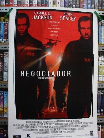 Cine: NEGOCIADOR - Foto 1