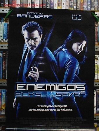 Cine: ENEMIGOS - Foto 1