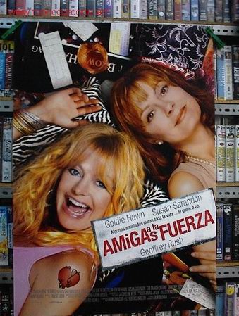 Cine: AMIGAS A LA FUERZA - Foto 1