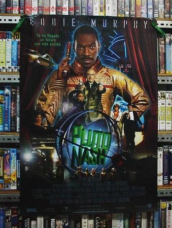 Cine: PLUTO NASH - Foto 1