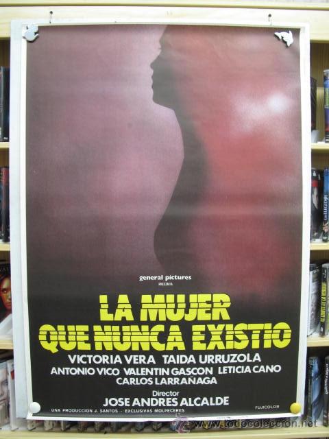 Kino: LA MUJER QUE NUNCA EXIXTIO