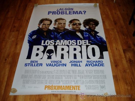 Cinema: LOS AMOS DEL BARRIO. BANDEROLA. BANER  O POSTER GRANDE DE  VINILO O PVC. MEDIDAS 1,85 m x  1,20m.
