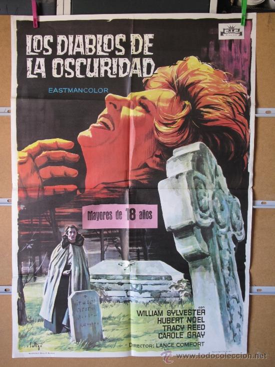 Cine: LOS DIABLOS DE LA OSCURIDAD - Foto 1
