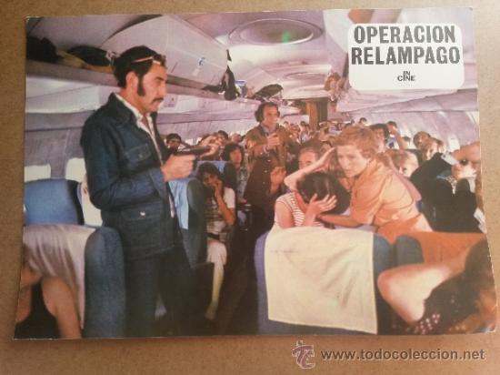 Cine: Cartelera de cine ,de 34 x 24 cms operacion relampago