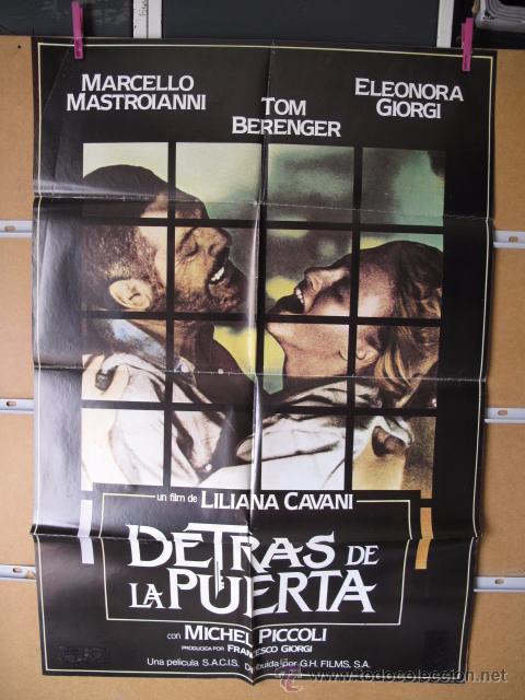 Cine: AL1472 DETRAS DE LA PUERTA - Foto 1