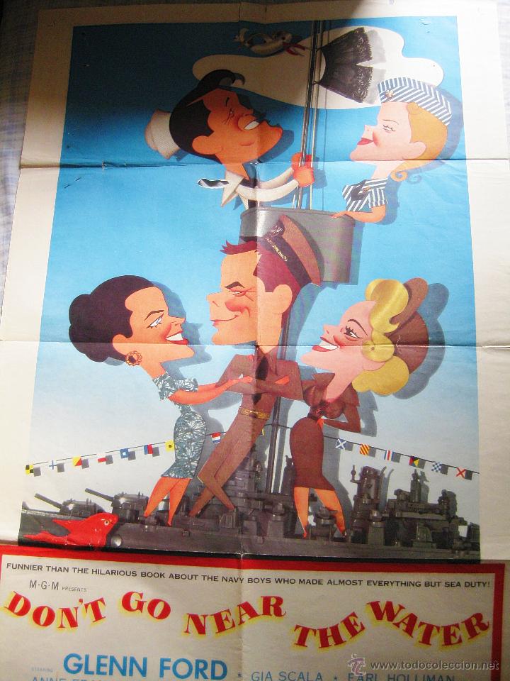 Cinema: Vaya marineros cartel original Estados Unidos Don&acute;t go near the water Glenn Ford Gia Scala