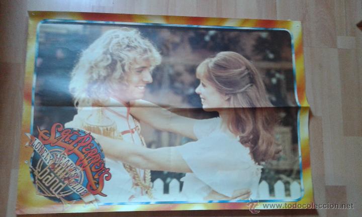 Cinema: CARTEL DE CINE.. SARGENTO PEPPER.. BEE GEES. BEATLES..60x84