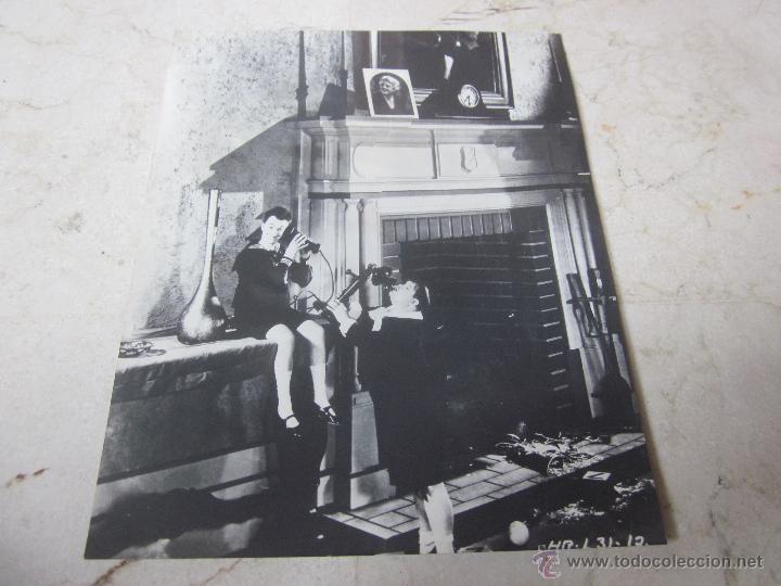 Cine: POSTAL STAN LAUREL Y OLIVER HARDY (EL GORDO Y EL FLACO) - 25 CM x 20 CM