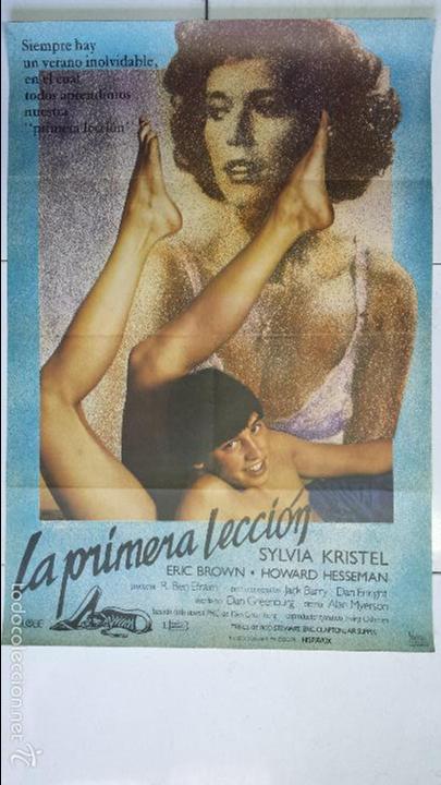 Cinema: ANTIGUO CARTEL DE CINE 70 X 100 CM. LA PRIMERA LECCI&Oacute;N - 1981