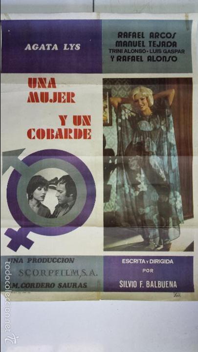 Cinema: ANTIGUO CARTEL DE CINE 70 X 100 CM. UNA MUJER Y UN COBARDE - 1975