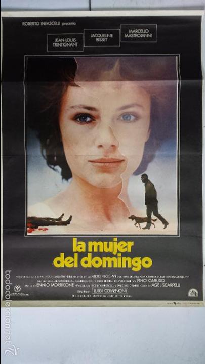 Cinema: ANTIGUO Y ORIGINAL CARTEL DE CINE 70 X 100 CM. LA MUJER DEL DOMINGO - 1976
