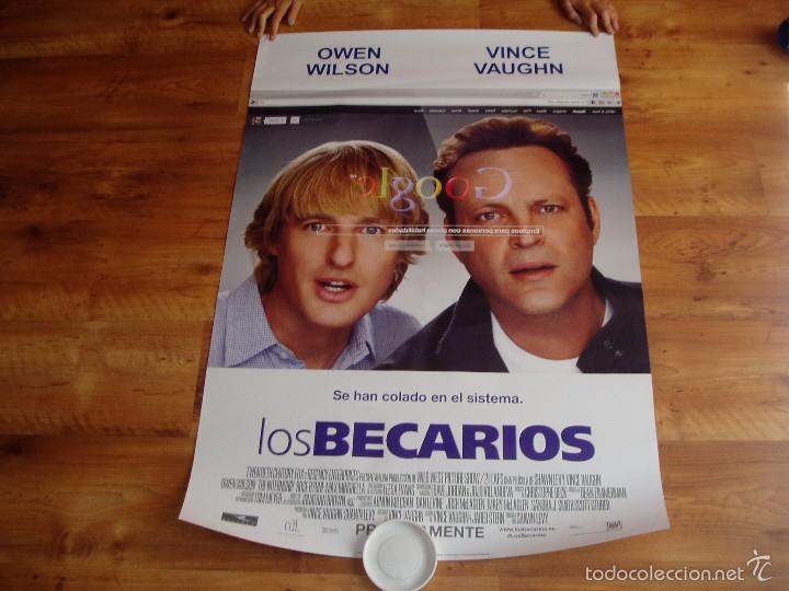 Kino: POSTER O CARTEL DE CINE. LOS BECARIOS. MUY BUEN ESTADO.
