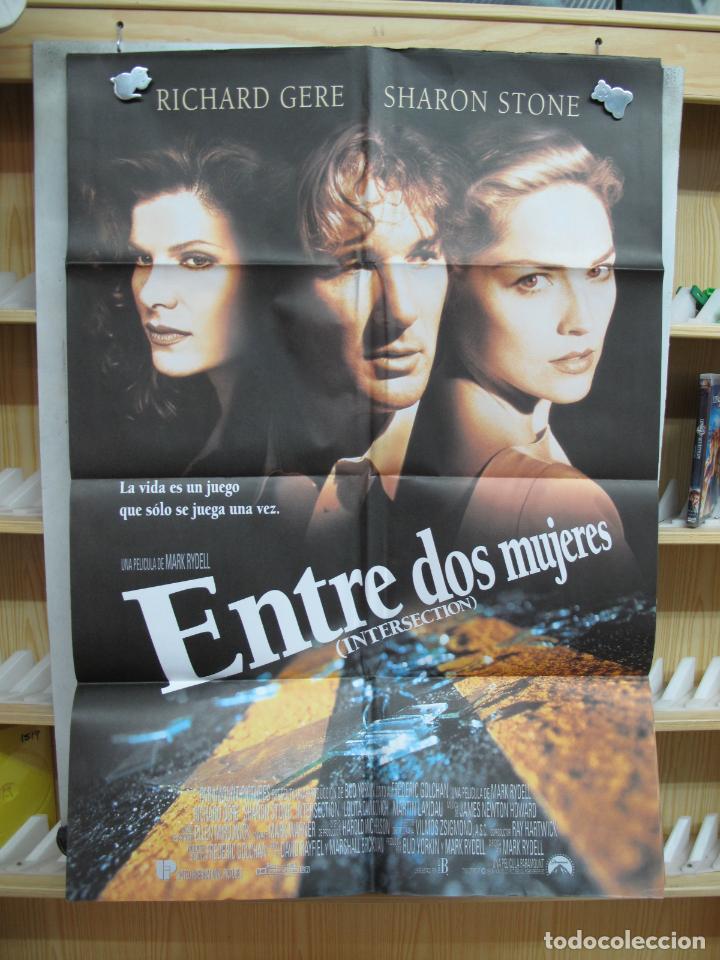 Cine: C1A552 ENTRE DOS MUJERES