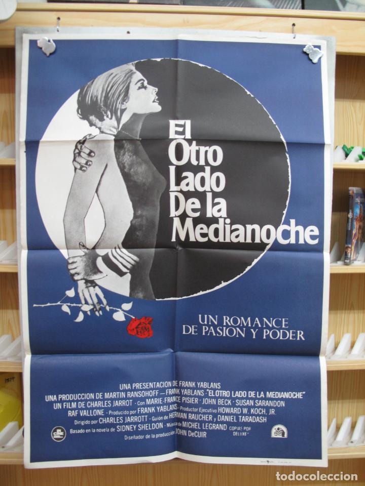 Cine: C1A565 EL OTRO LADO DE LA MEDIANOCHE